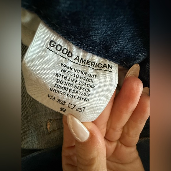 Good American Good Legs Skinny Jeans - pre-loved - Picture 4 of 11